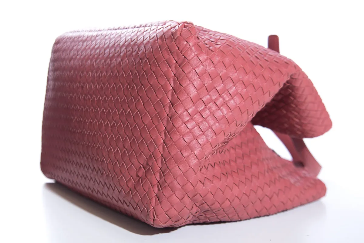 Bottega Veneta Salmon Handbag