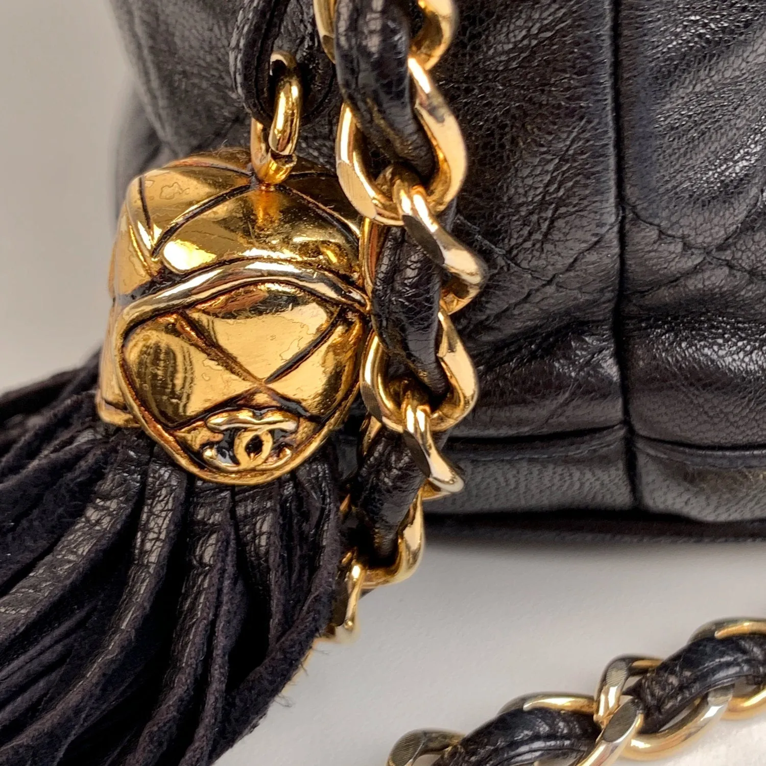 CHANEL Vintage 1989 Black Quilted Leather Small Bucket Shoulder Bag