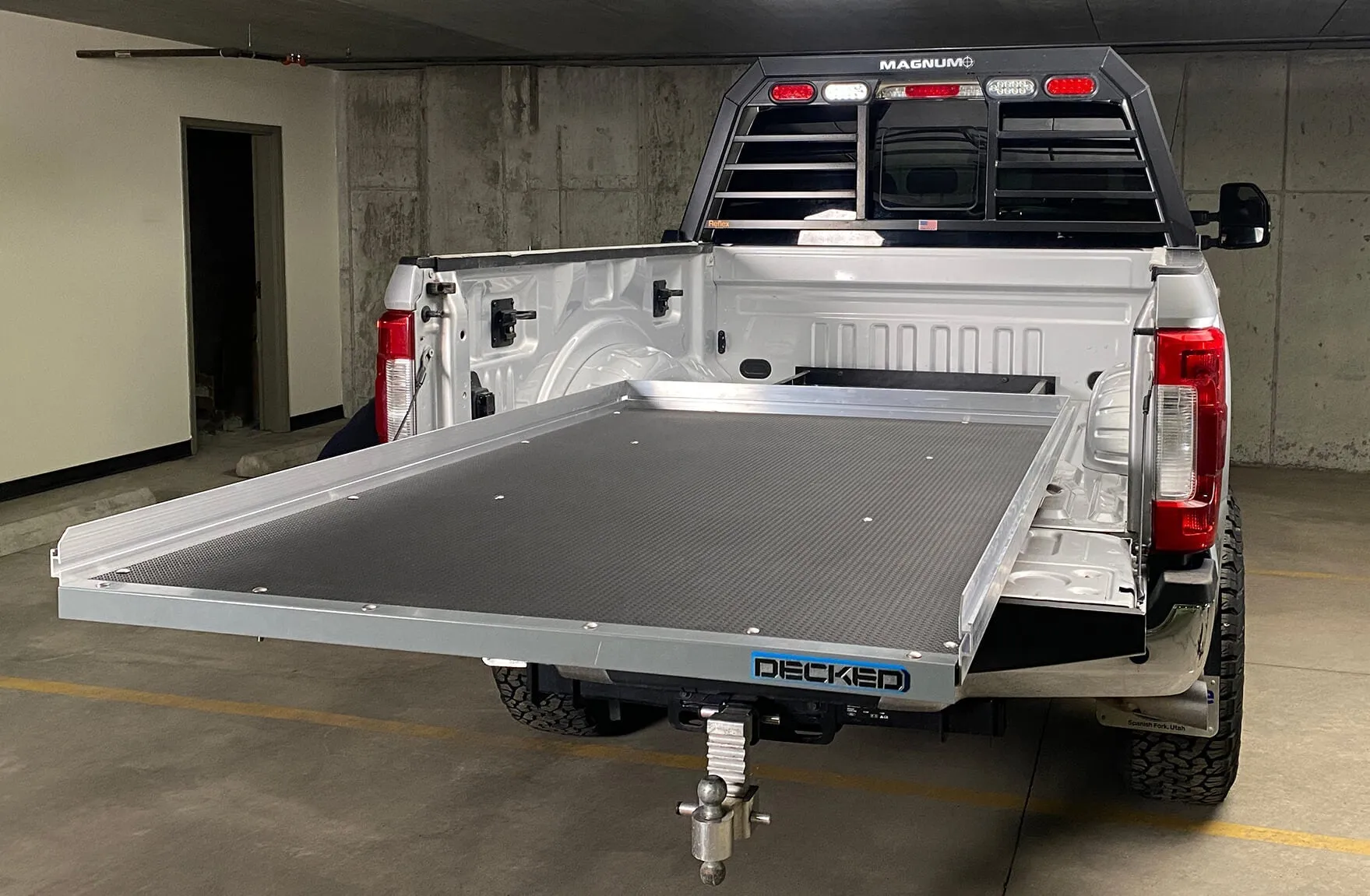 Decked Cargoglide Bed Slide with 100% Extension