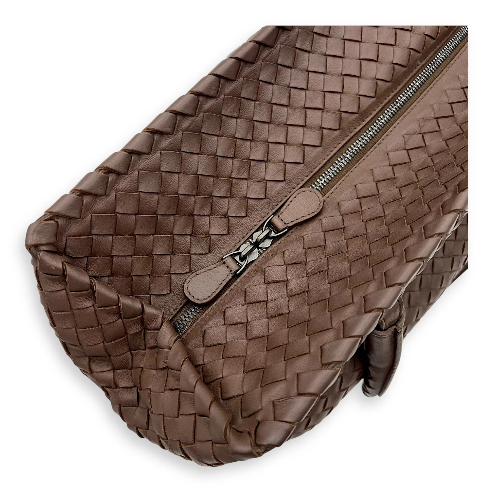 Intrecciato Shoulder Bag Brown in Lambskin, Gunmetal hardware