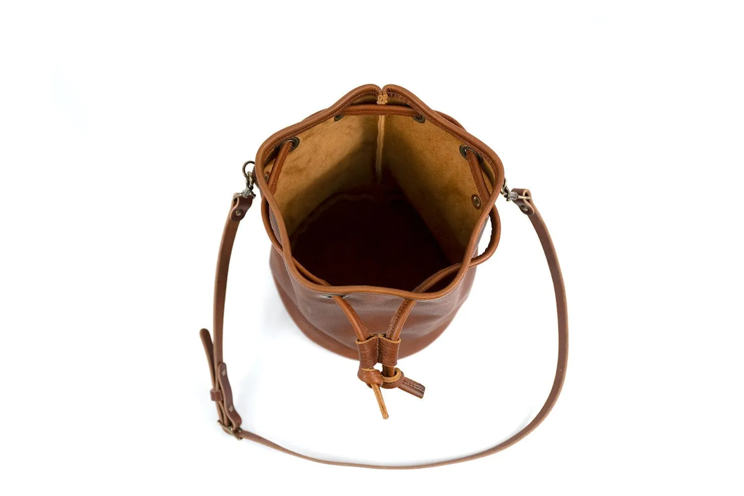 LEATHER BUCKET BAG - LARGE - CHERRY BISON