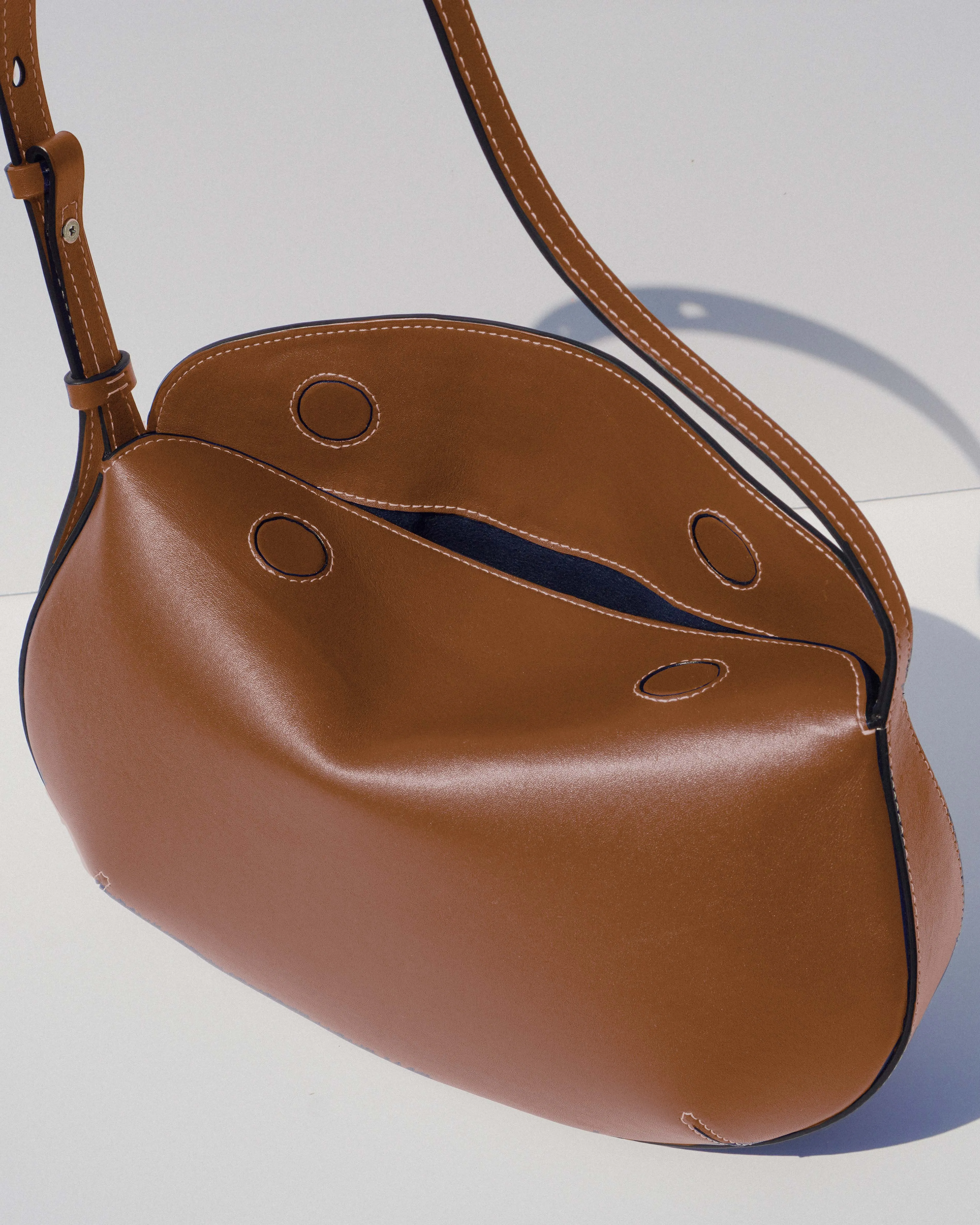 Nina Shoulder Bag | Almond