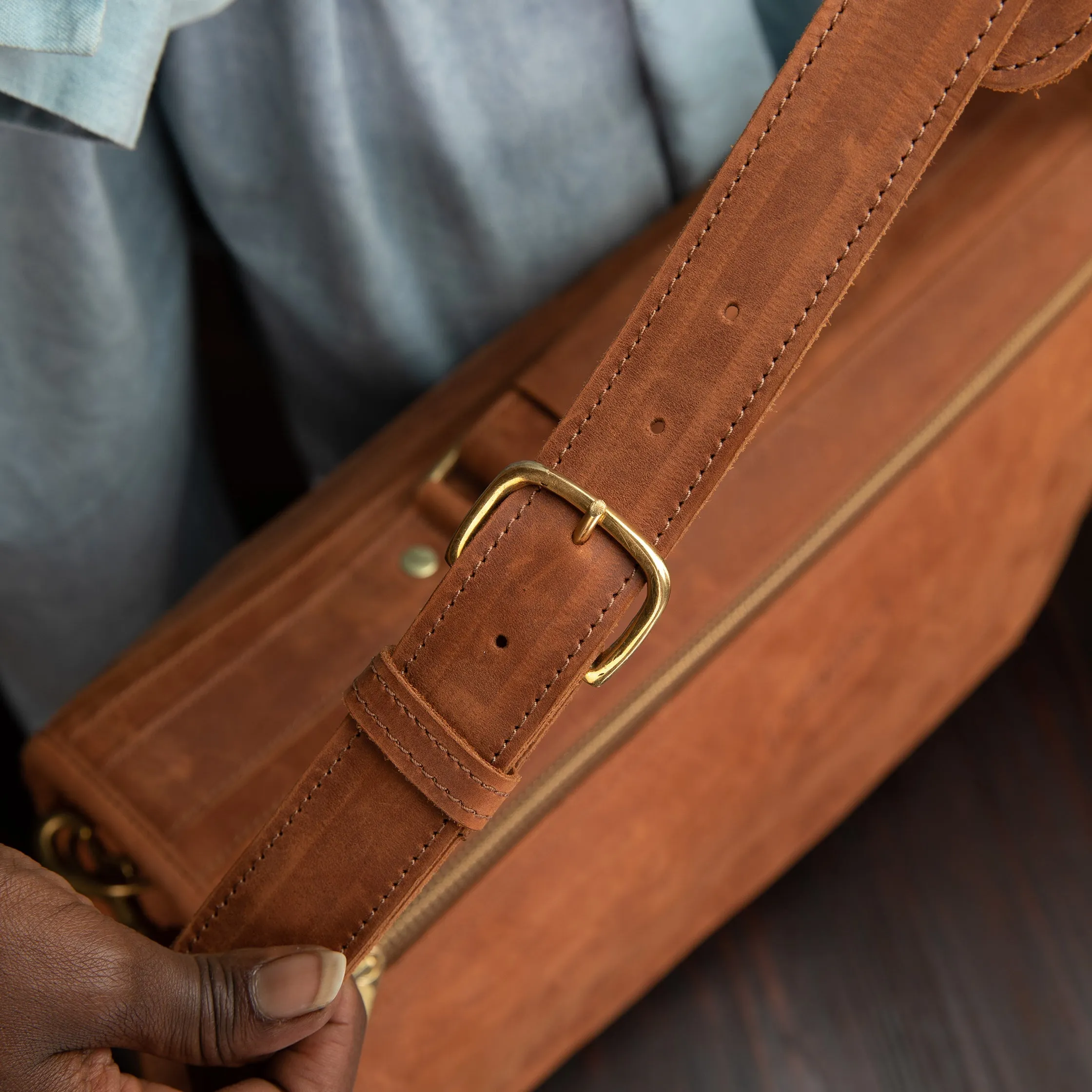 Pull Up Leather Executive Briefcase