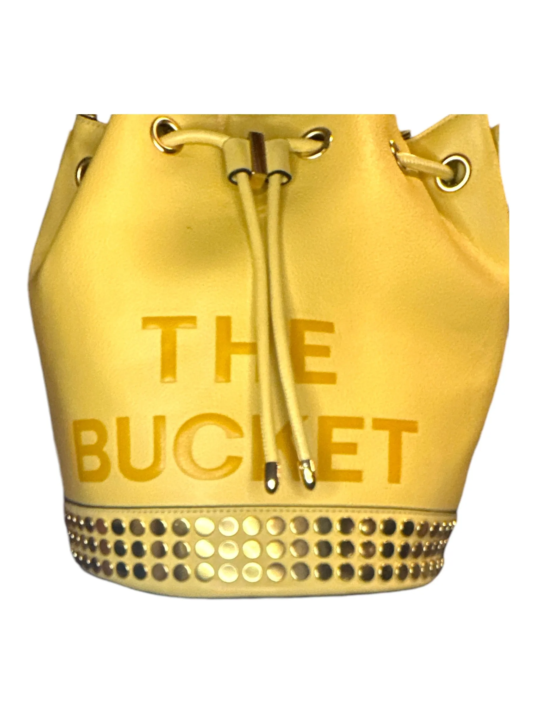 Studded bucket