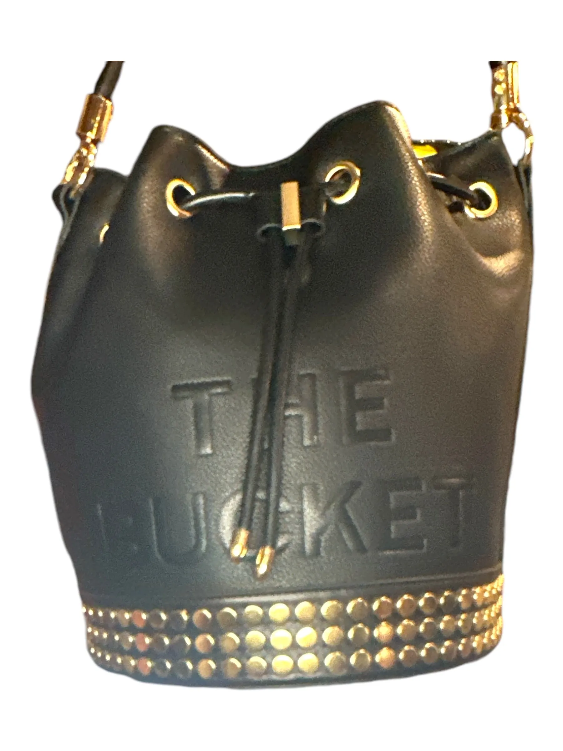 Studded bucket